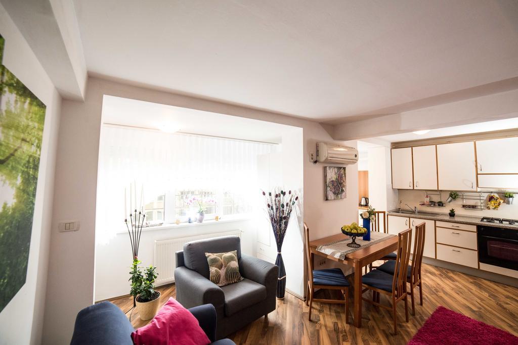 Rox Central Apartments ทิมิชัวรา ภายนอก รูปภาพ